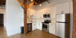 Lofts at Abrams Fixtures Gallery 3