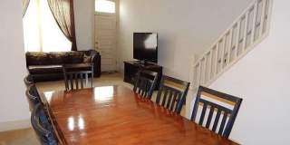 Historic 5 Bed 1.5 Bath in York Gallery 4