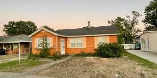 2329 LYNDELL Drive Gallery 1