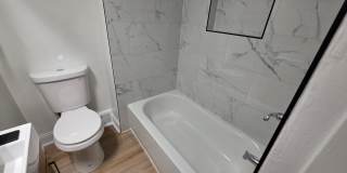 Fully updated 1 bedroom 1 bath Apartment in Troy Hill! Gallery 8
