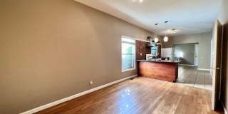 Lovely and spacious 2bd / 1 bth plus bonus room with washer & dryer! Lovely and spacious 2bd / 1 bth plus bonus room with washer & dryer! Gallery 6