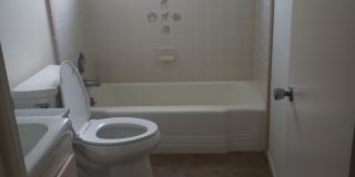 55+ NICE 2 BEDROOM, 2 BATH SINGLE FAMILY HOME Gallery 9