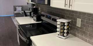 Spacious 3BR Townhome in South Philadelphia Gallery 4