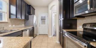 Charming 3 Bedroom, 2.5 Bath Townhouse in Cedar Park Town Center! Gallery 8