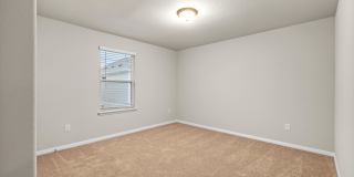 Beautiful 4bd/3.5ba Home! Upstairs Bonus Room & Faces Greenbelt in South Austin! Gallery 27