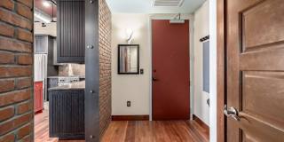 Luxury Furnished Old Town Condo – Modern Elegance in the Heart of Fort Collins Gallery 4