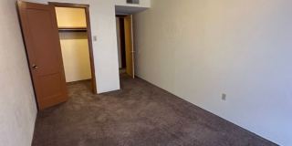 Spacious Upstairs 1 Bed Apartment! Gallery 12