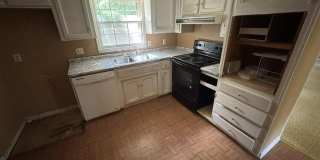 1725 Millican Place NW Gallery 10