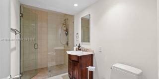 6831 Sunrise Ct CORAL GABLES, FL 33133 Gallery 39