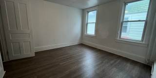 5 beds 2 bath Gallery 12