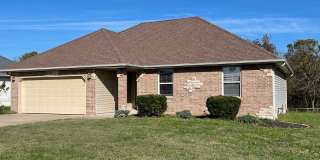 3 bed/2 bath, 1322 sqft home! 217 W Eagle Ln in Willard MO. Gallery 1