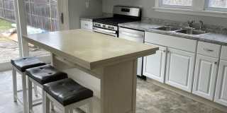 75 Union Street unit: 1 Gallery 4