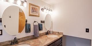 976 Canyon Avenue Gallery 26