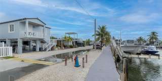 325 Calusa St Gallery 10