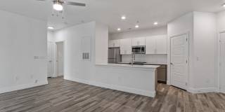 The Maxwell at Highland Creek Gallery 22