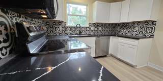 3425 Kenwood Gallery 34