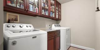 921 VALENCIA Court Gallery 64