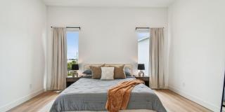 A charming coastal townhouse, just minutes from downtown St. Pete! Gallery 13