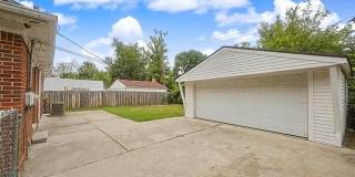 8108 Whitefield Street Gallery 28