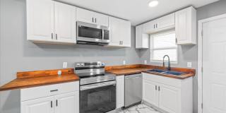 Move-In Special: $300 Off First Month if You Move on or before March 31, 2026! Gallery 1