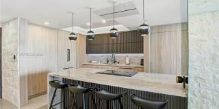 2127 Brickell Avenue Gallery 7