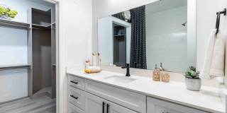 1000 West 1000 West Gallery 10