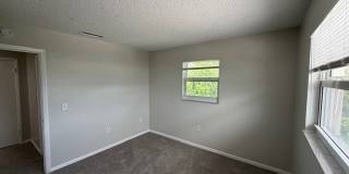 664 SW 35th Street Apt 6 Gallery 3