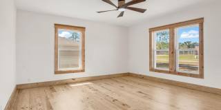 498 Alabama Street Gallery 21