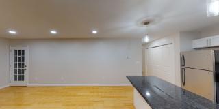 Spacious 2 Bedroom Condo with 2 Bathrooms! Gallery 5