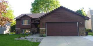 4Bdrm-3bath Split NW Rochester Gallery 1