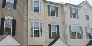 Spacious Townhouse Gallery 1