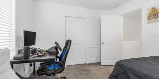 10410 Lilac Square Avenue Gallery 16