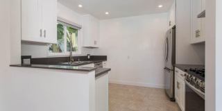 1204 N Crescent Heights Blvd Gallery 7