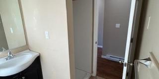 106 Ridgeway Street Gallery 5