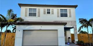 2661 SE 24th Ct Gallery 2