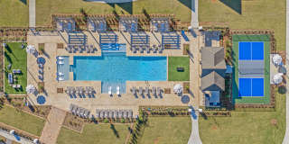 Portier at Midtown Gallery 92