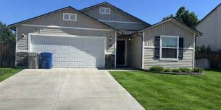 168 Northeast Lotus Court Gallery 1