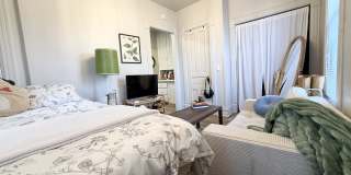221-223 North Pinckney Street - 221-2R Gallery 1