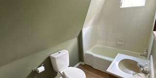 3 bedroom 1 bath Gallery 6