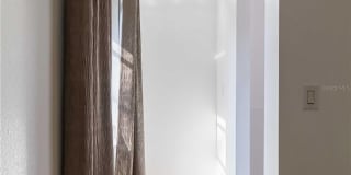 22285 WALTON AVENUE Gallery 18