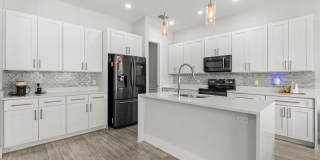 668 OVERSPIN DRIVE Gallery 15