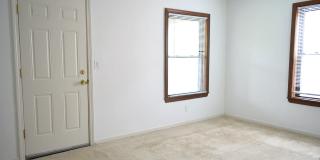 3408 Gillham Gallery 22