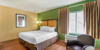 Chesapeake - Greenbrier Circle Gallery 25