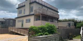 7 Atlantic Avenue Gallery 1