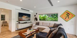 79 Shore Drive West Gallery 5