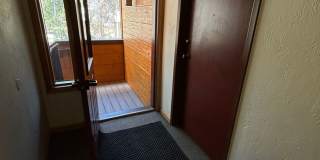 Warrior's Mark Condo! Walk to town and on the bus route! Gallery 22
