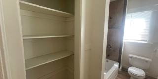 Adams Apartments Gallery 16