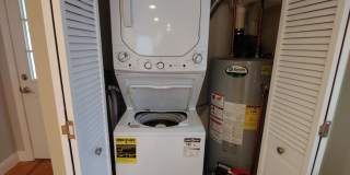 800 E Broadway Gallery 16