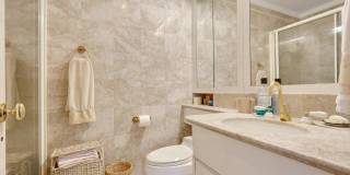 758 Roseld Avenue Gallery 40