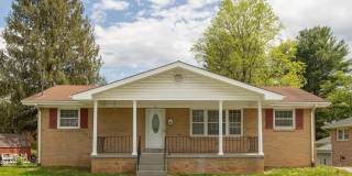 216 WOOD Avenue Gallery 1